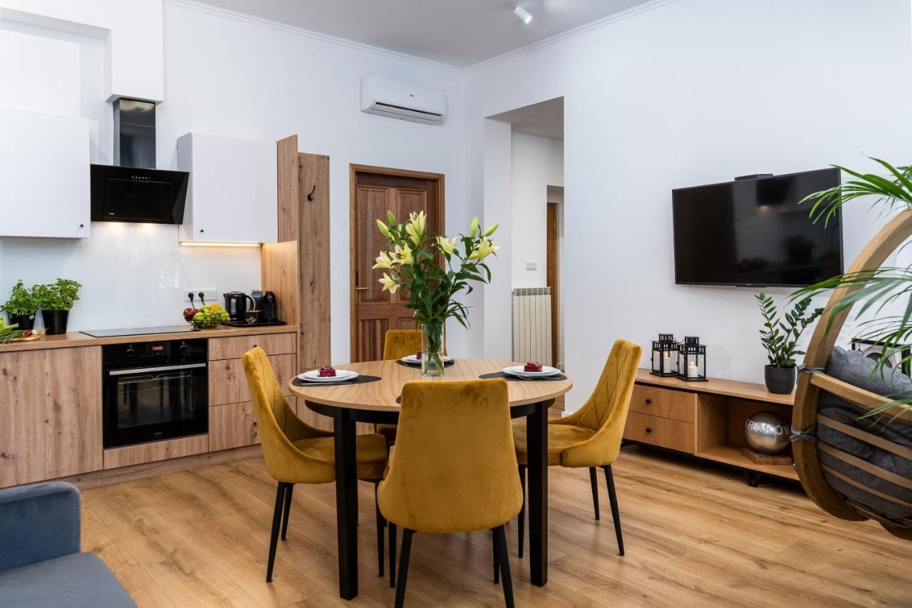 Beautiful Cracow Apartments By Cozyplace クラクフ エクステリア 写真