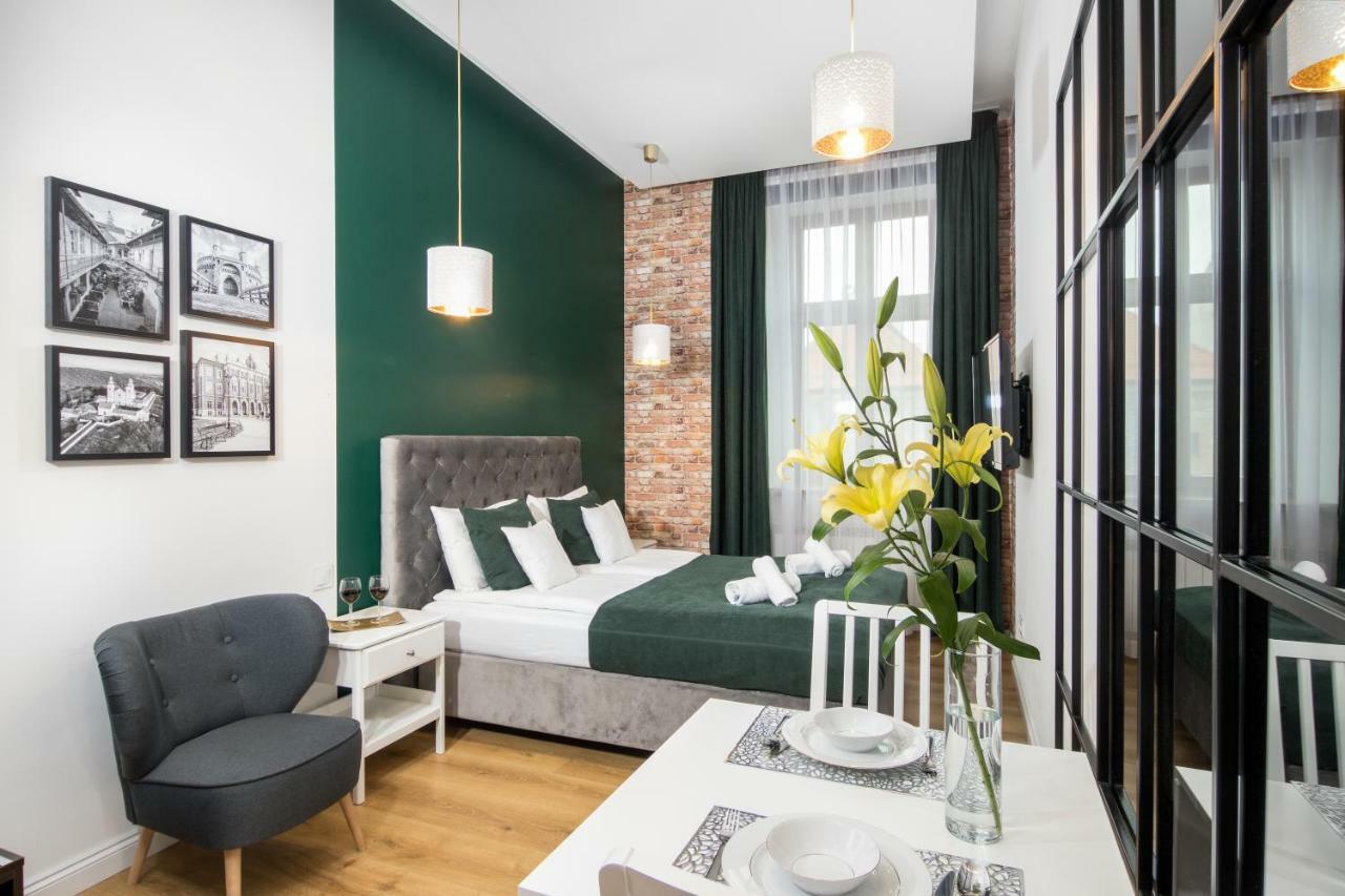 Beautiful Cracow Apartments By Cozyplace クラクフ エクステリア 写真