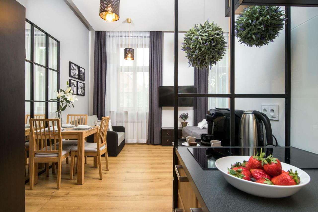 Beautiful Cracow Apartments By Cozyplace クラクフ エクステリア 写真
