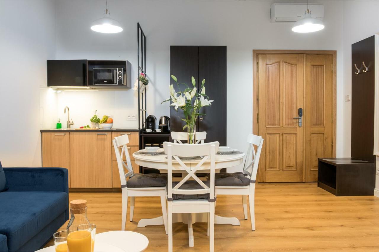 Beautiful Cracow Apartments By Cozyplace クラクフ エクステリア 写真